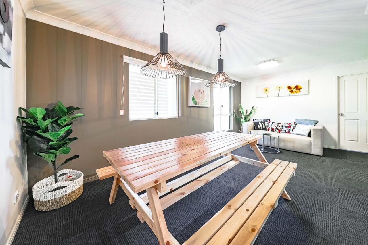 Calamvale Business Or Holiday Like Home Brisbane Exteriör bild